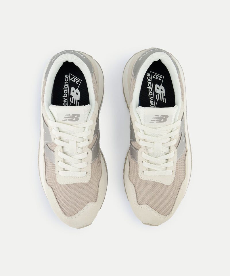 Tenis New Balance Para Mujer Crema